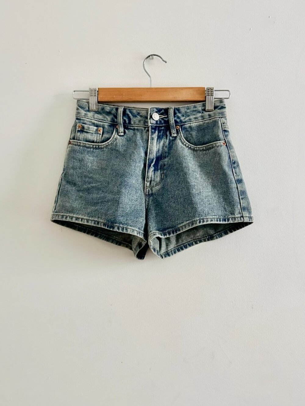 NWOT Pacsun High Rise Micro Festival Shorts in Washed Gray Blue, Size 22